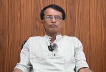 आत्मसमर्पण करने वाले माओवादी भूपति ने कहा, “हथियार छोड़ो, मुख्यधारा में शामिल हो जाओ”