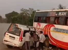 गडचिरोली-चामोर्शी मार्गावर भीषण अपघात