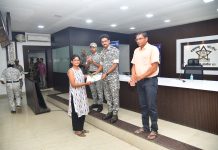 गडचिरोली पोलीस दलाच्या स्किलिंग इन्स्टिट्यूटतर्फे १८० प्रशिक्षणार्थ्यांचा निरोप समारंभ संपन्न