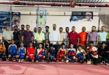 राज्यस्तरीय बॉक्सिंग स्पर्धेसाठी गडचिरोली जिल्ह्याचा संघ रवाना ११ खेळाडू जळगाव येथे दाखविणार आपली ताकद; मान्यवरांकडून यशस्वी कामगिरीसाठी शुभेच्छा